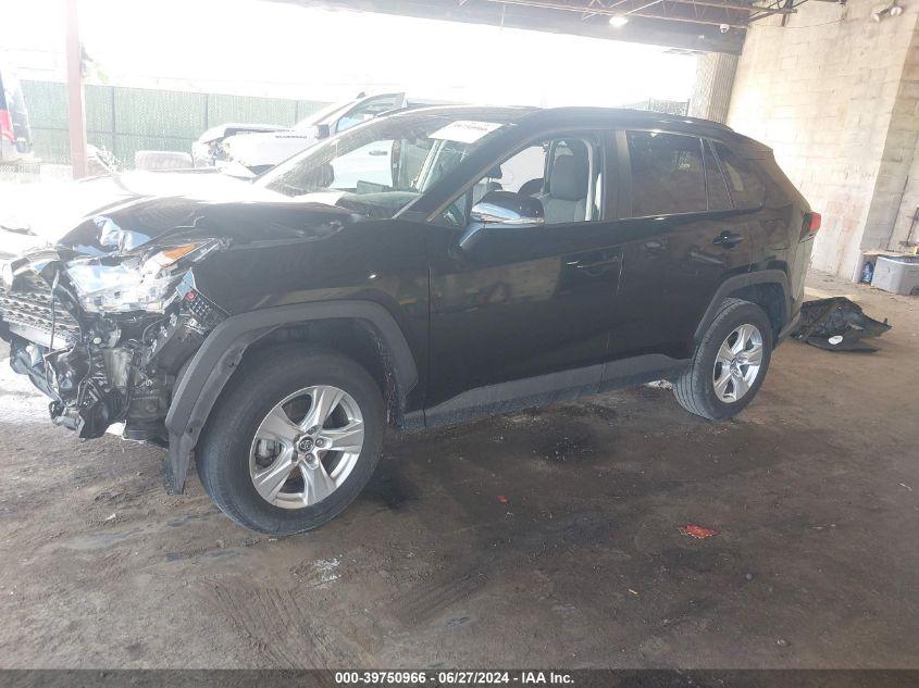 TOYOTA RAV4 XLE 2020