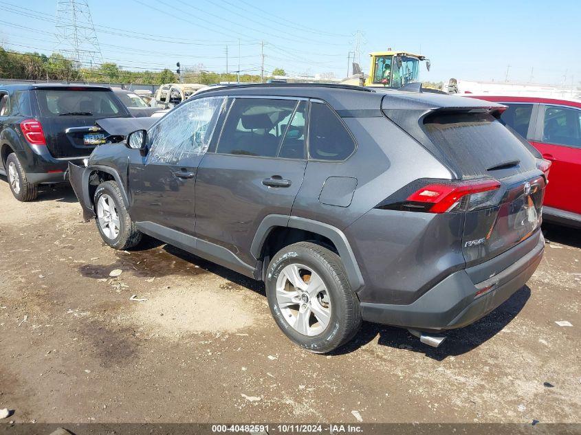 TOYOTA RAV4 XLE 2021