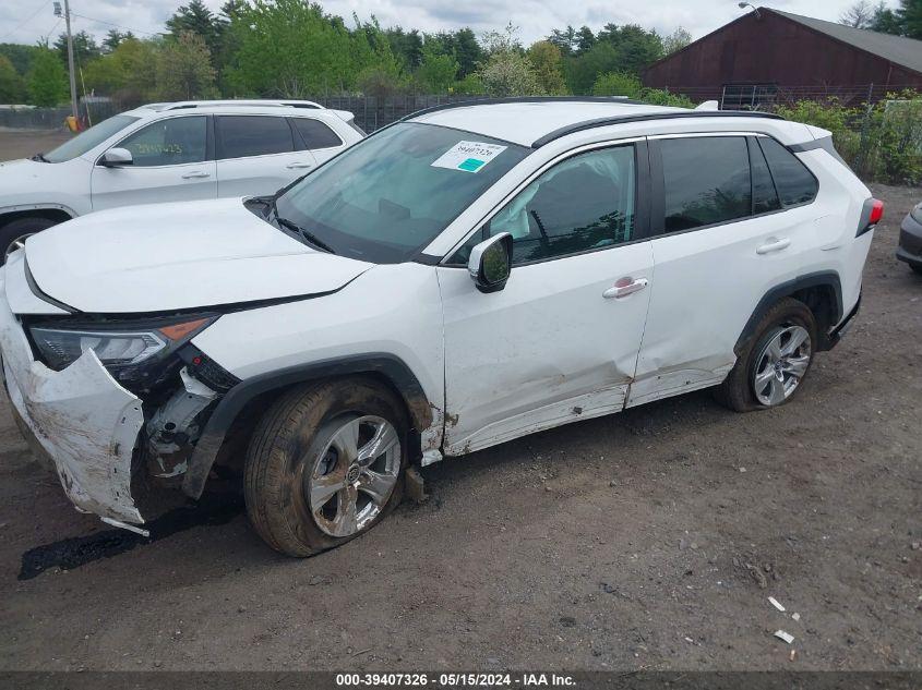 TOYOTA RAV4 XLE 2021