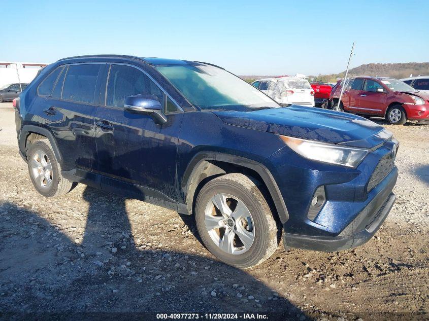 TOYOTA RAV4 XLE 2021