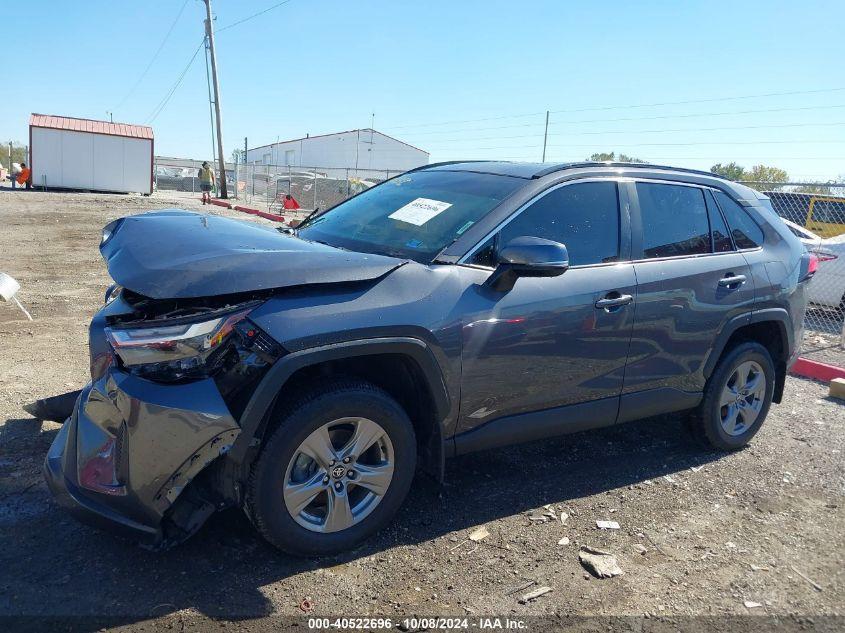 TOYOTA RAV4 XLE 2023