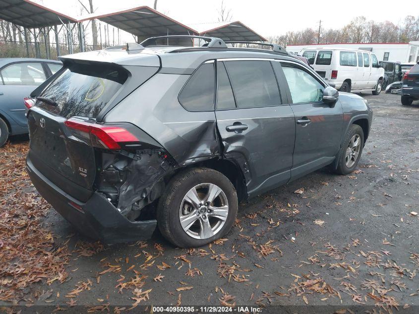 TOYOTA RAV4 XLE 2023