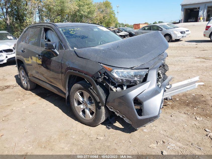 TOYOTA RAV4 XLE 2021