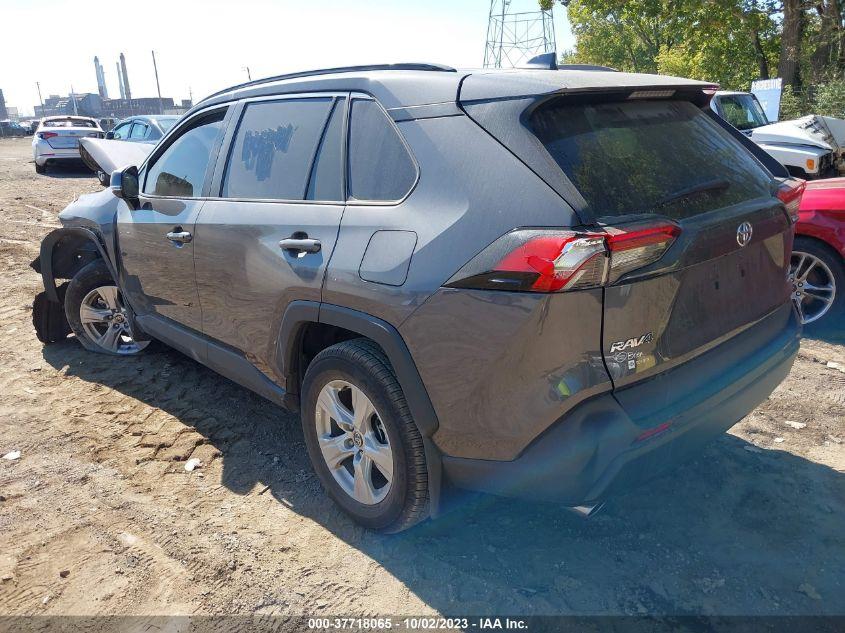 TOYOTA RAV4 XLE 2021