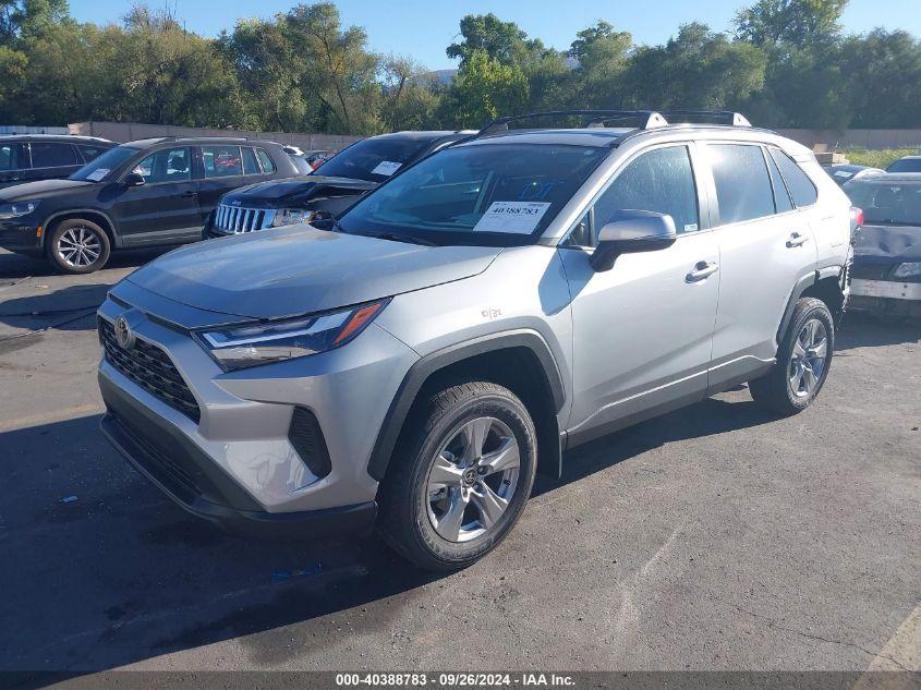 TOYOTA RAV4 XLE 2024