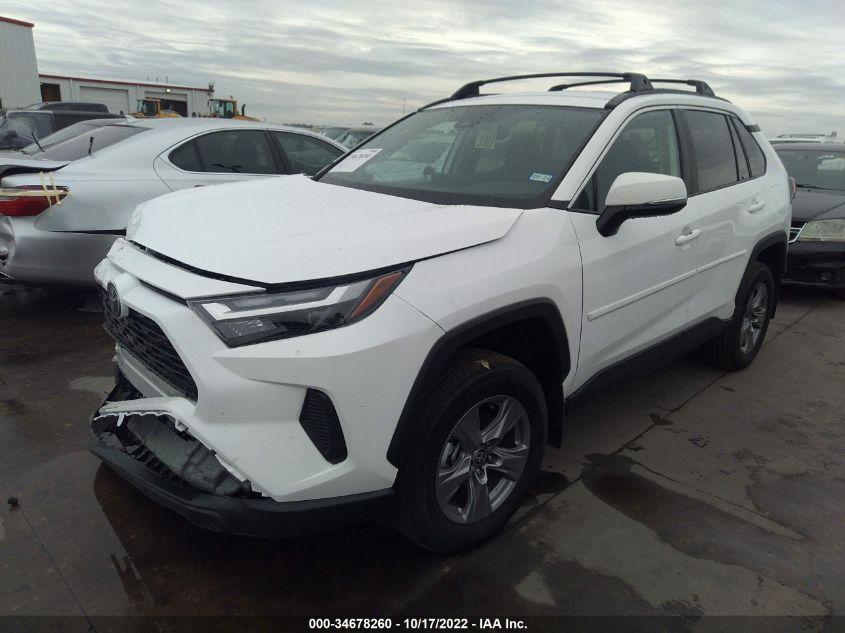 TOYOTA RAV4 XLE 2022