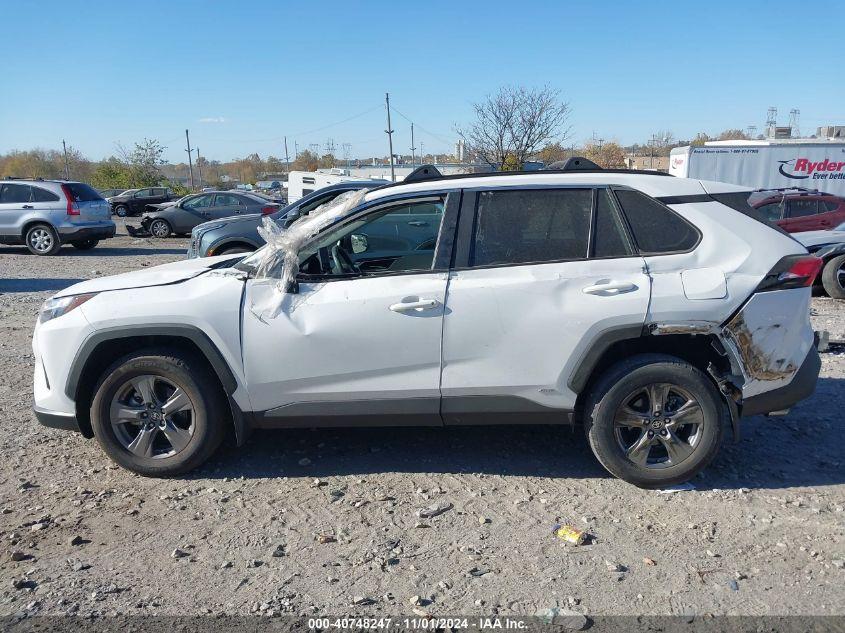 TOYOTA RAV4 HYBRID XLE 2024