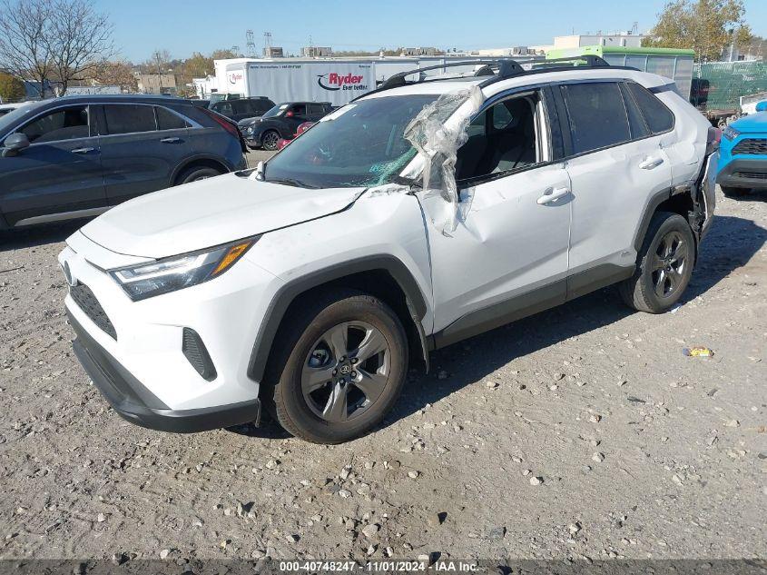 TOYOTA RAV4 HYBRID XLE 2024