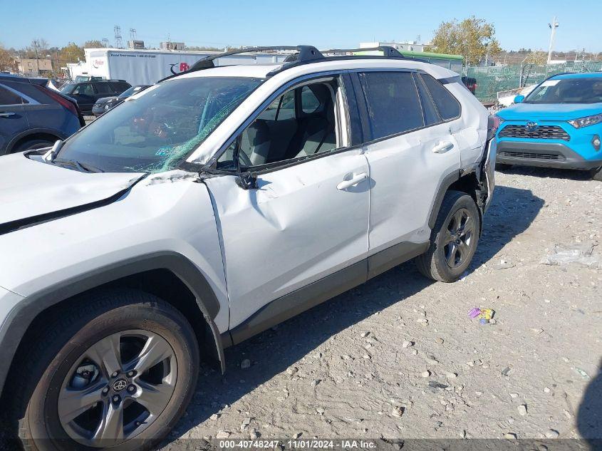 TOYOTA RAV4 HYBRID XLE 2024