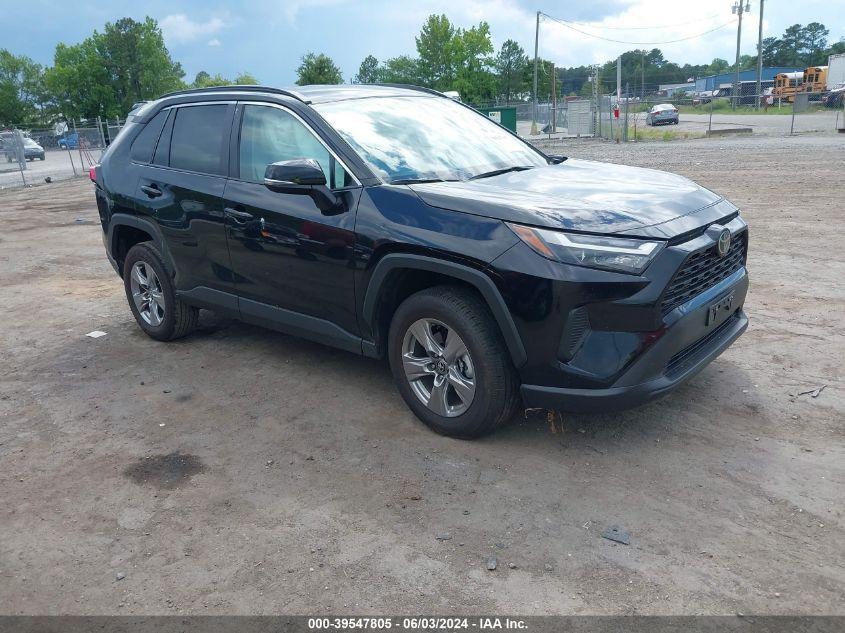 TOYOTA RAV4 XLE 2024