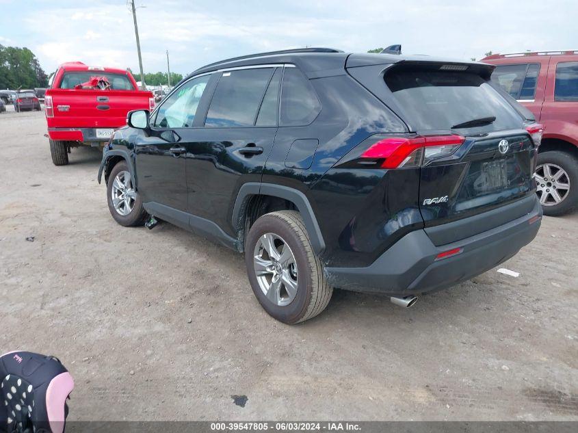 TOYOTA RAV4 XLE 2024