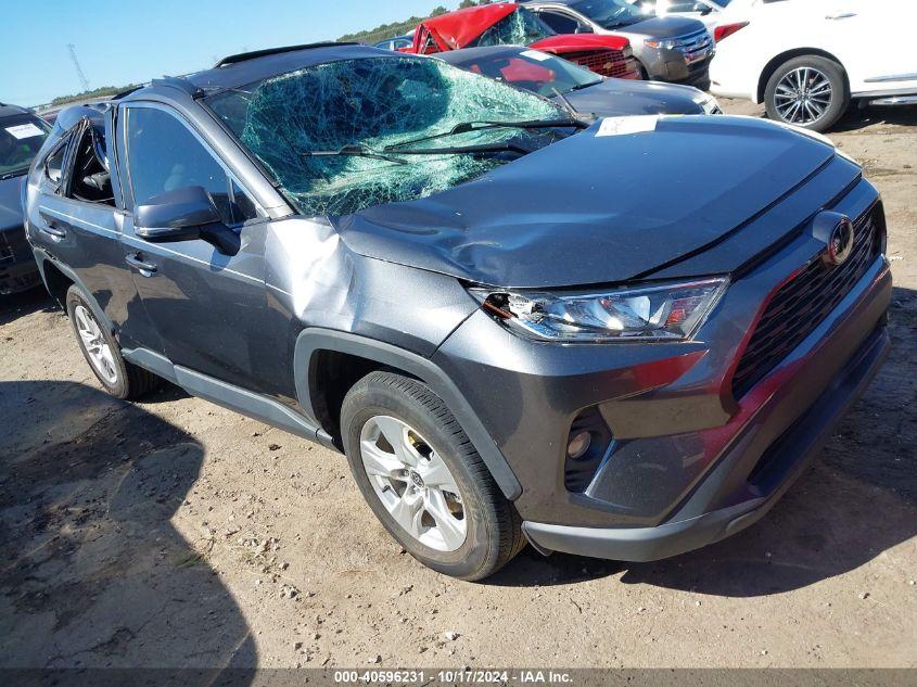 TOYOTA RAV4 XLE 2021