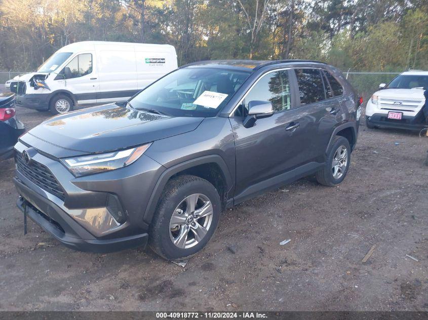 TOYOTA RAV4 XLE 2023