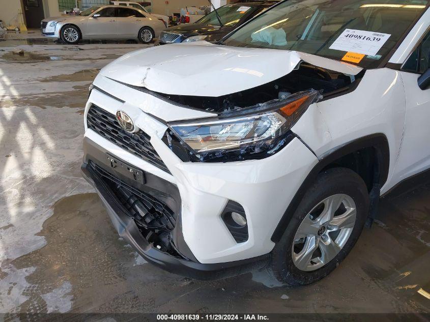 TOYOTA RAV4 XLE 2021