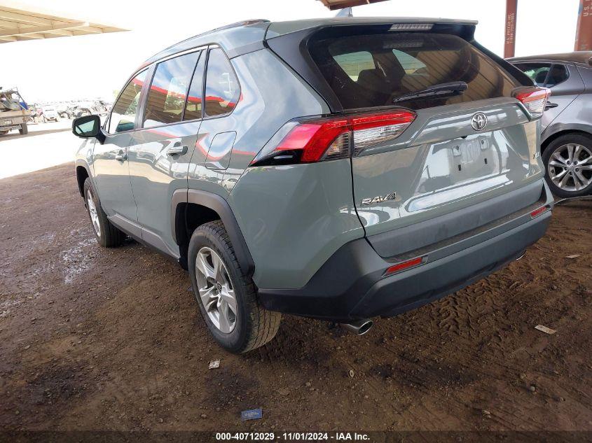 TOYOTA RAV4 XLE 2021