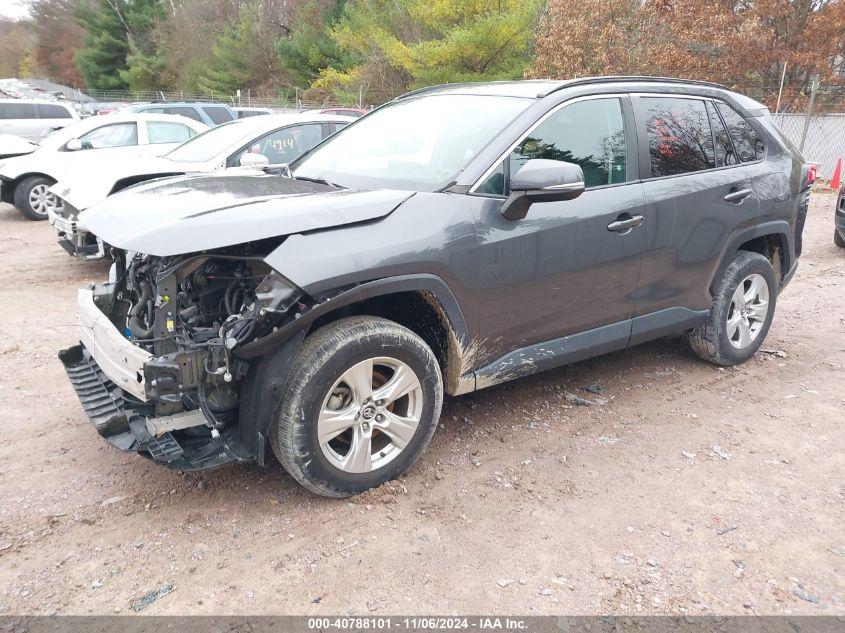 TOYOTA RAV4 XLE 2020