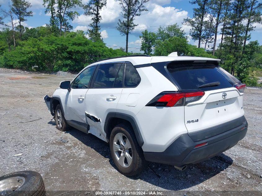 TOYOTA RAV4 XLE 2021