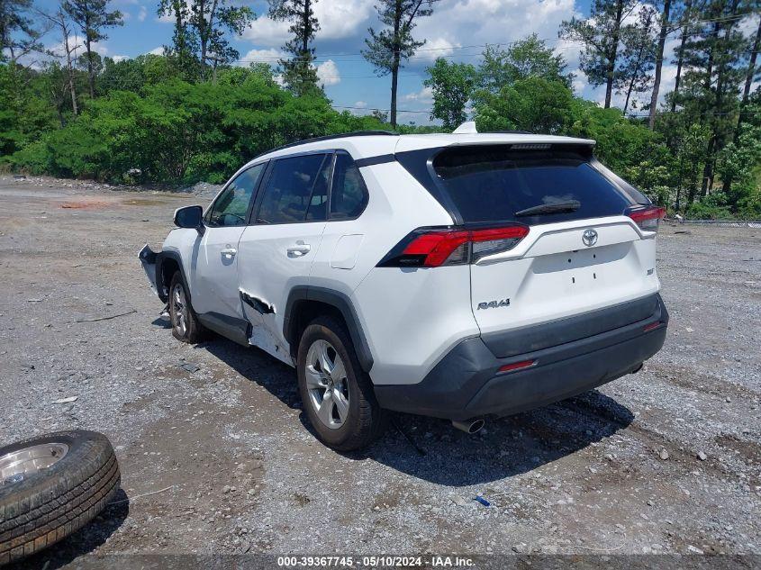 TOYOTA RAV4 XLE 2021