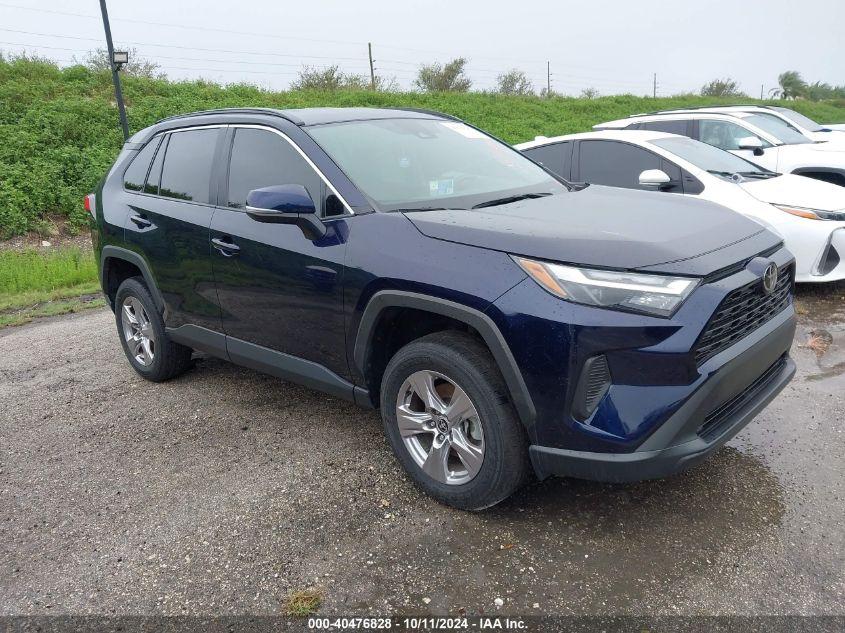 TOYOTA RAV4 XLE 2022