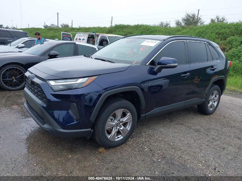 TOYOTA RAV4 XLE 2022