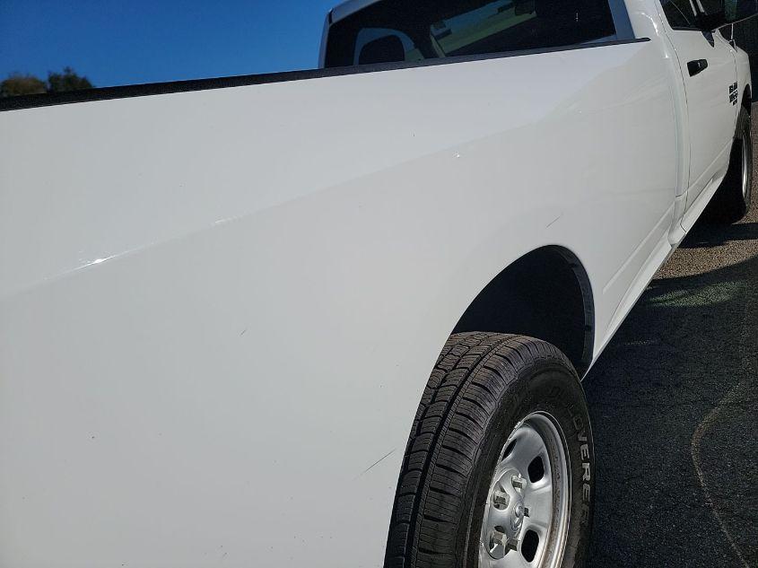 RAM 1500 CLASSIC TRADESMAN 2022