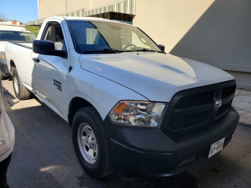 RAM 1500 CLASSIC TRADESMAN 2022