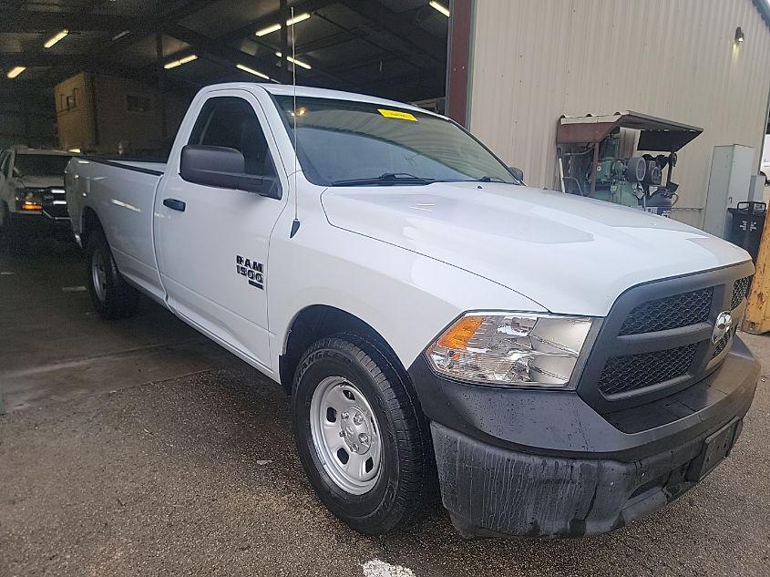 RAM 1500 CLASSIC TRADESMAN  4X2 8' BOX 2022