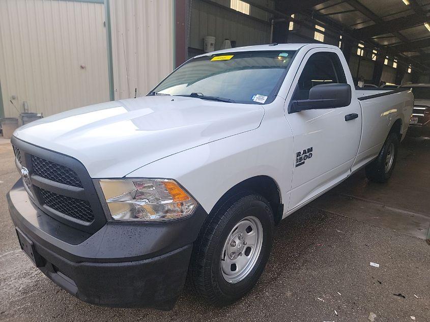 RAM 1500 CLASSIC TRADESMAN  4X2 8' BOX 2022