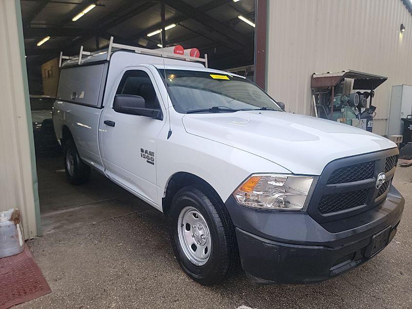 RAM 1500 CLASSIC TRADESMAN  4X2 8' BOX 2023