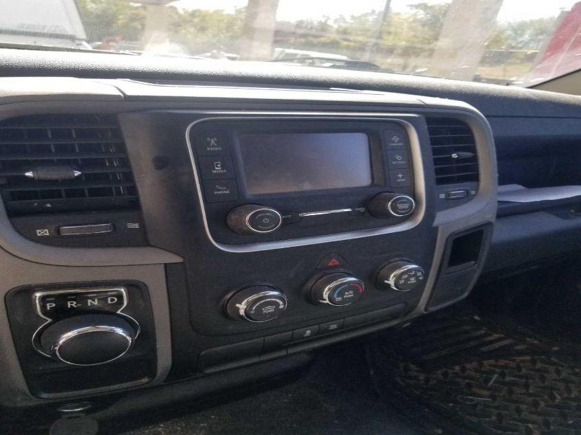 RAM 1500 CLASSIC TRADESMAN  4X2 8' BOX 2023