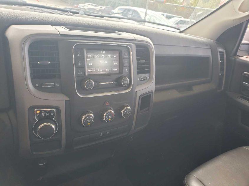 RAM 1500 CLASSIC TRADESMAN  4X2 8' BOX 2023