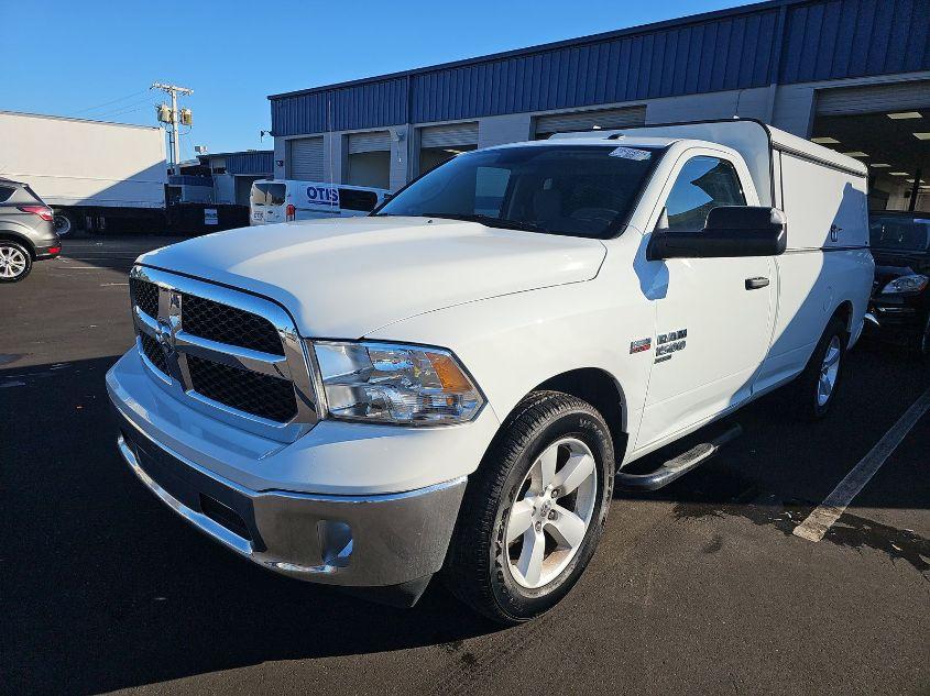 RAM 1500 CLASSIC TRADESMAN  4X2 8' BOX 2023