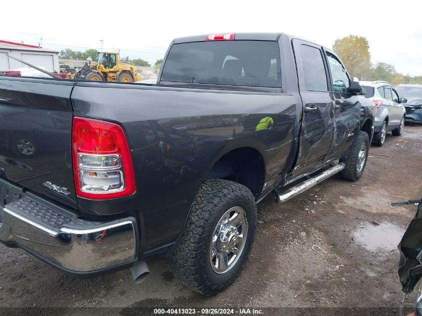 RAM 2500 BIG HORN  4X4 6'4 BOX 2022