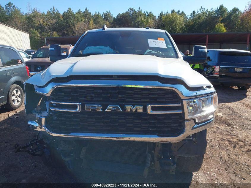 RAM 2500 BIG HORN 2024