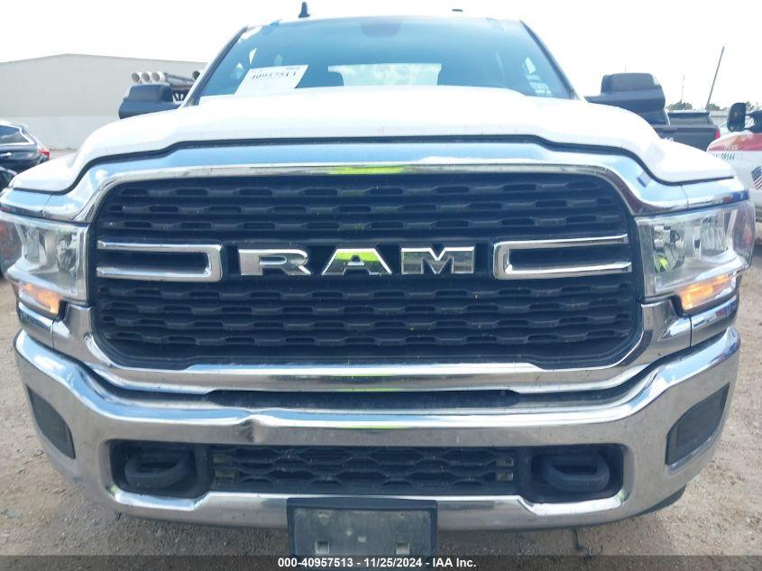 RAM 2500 BIG HORN  4X4 8' BOX 2022