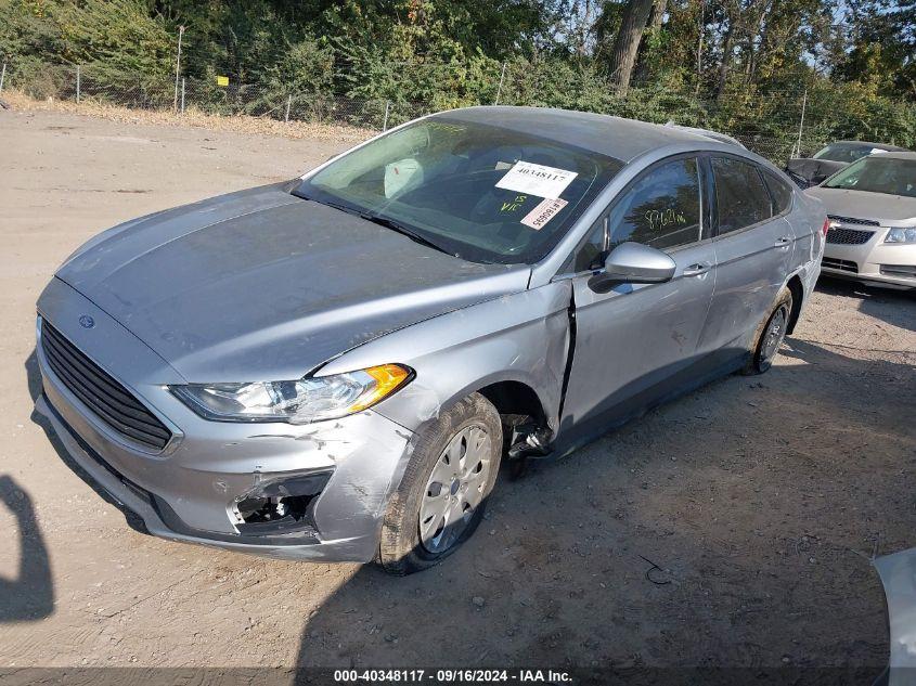 FORD FUSION S 2020