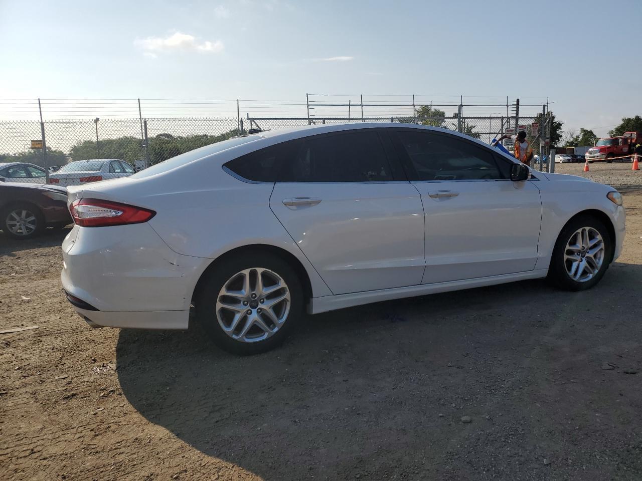 FORD FUSION SE 2013