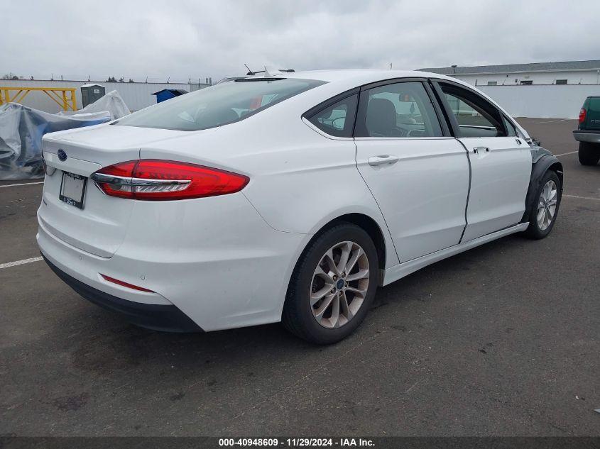 FORD FUSION SE 2020