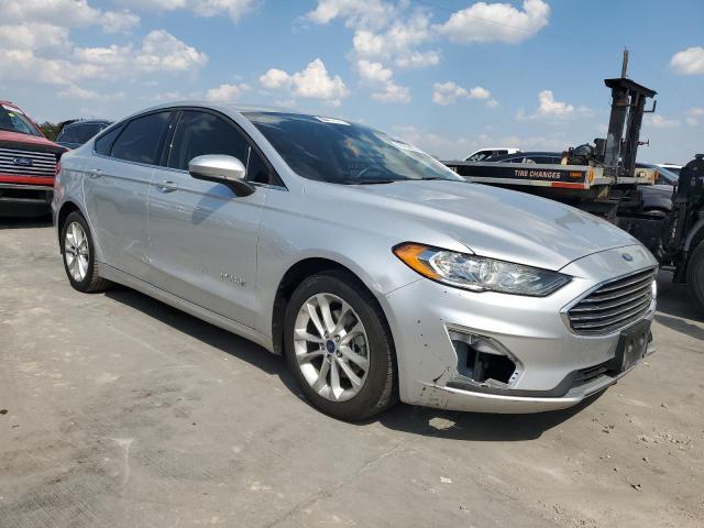 FORD FUSION SE 2019