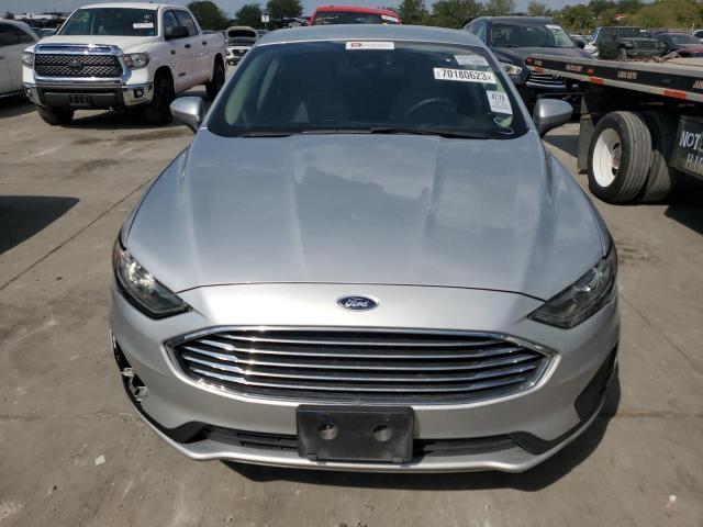 FORD FUSION SE 2019