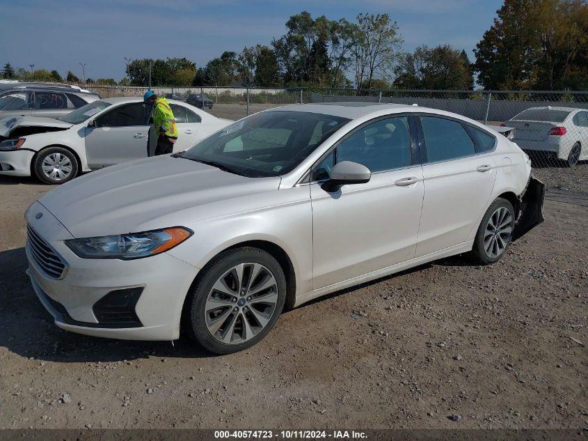 FORD FUSION SE 2020