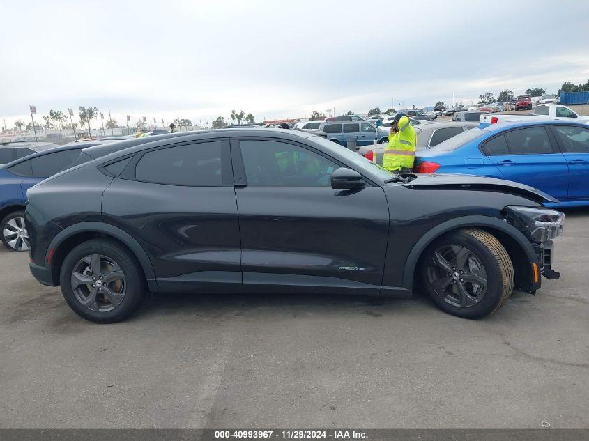 FORD MUSTANG MACH-E SELECT 2022