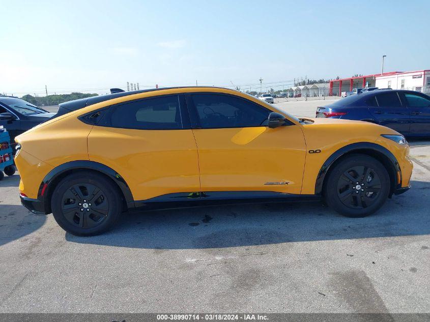 FORD MUSTANG MACH-E CALIFORNIA ROUTE 1 2022