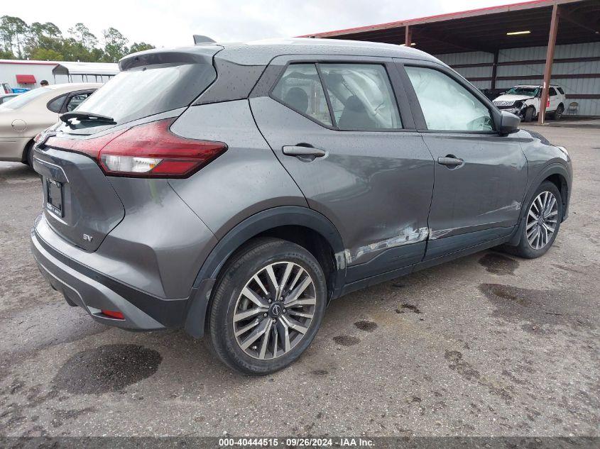 NISSAN KICKS SV XTRONIC CVT 2022