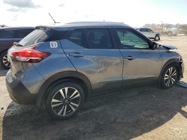 NISSAN KICKS SV 2020