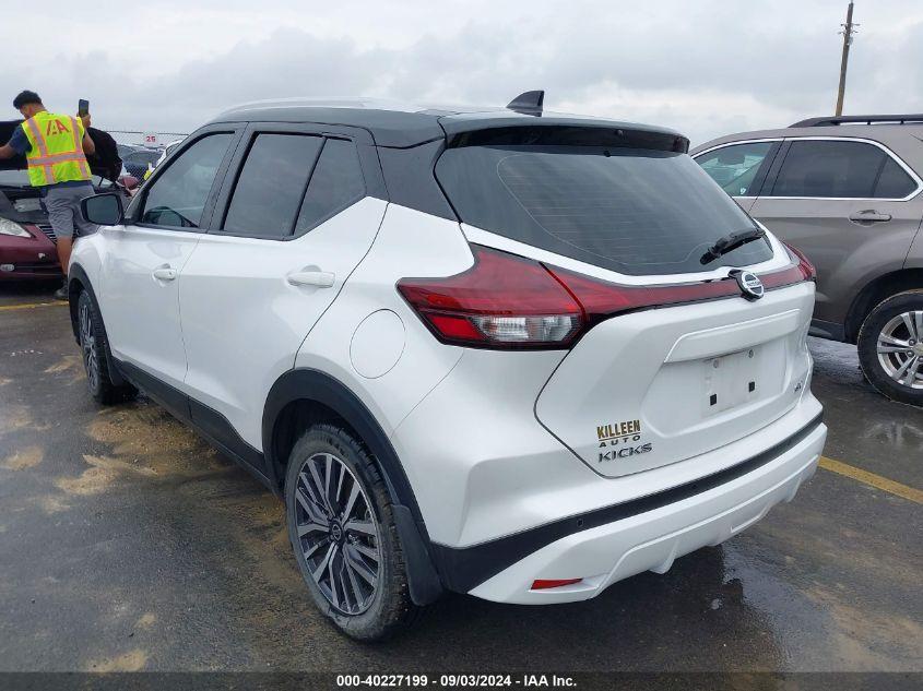 NISSAN KICKS SV XTRONIC CVT 2021