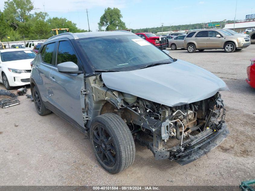 NISSAN KICKS SV XTRONIC CVT 2022