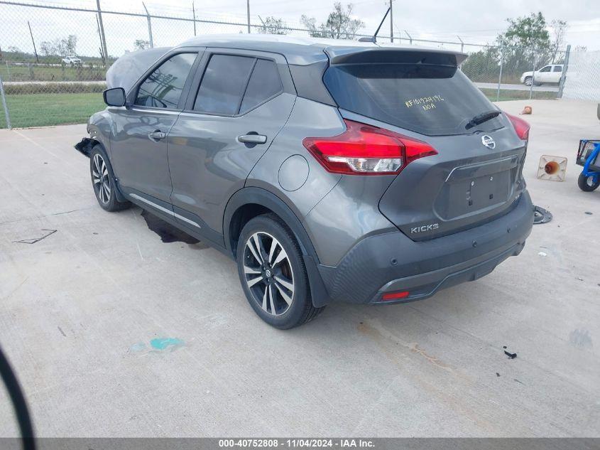 NISSAN KICKS SR XTRONIC CVT 2020