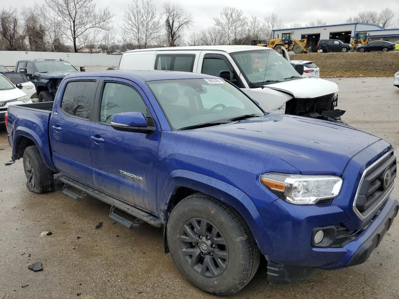 TOYOTA TACOMA DOU DOU 2023