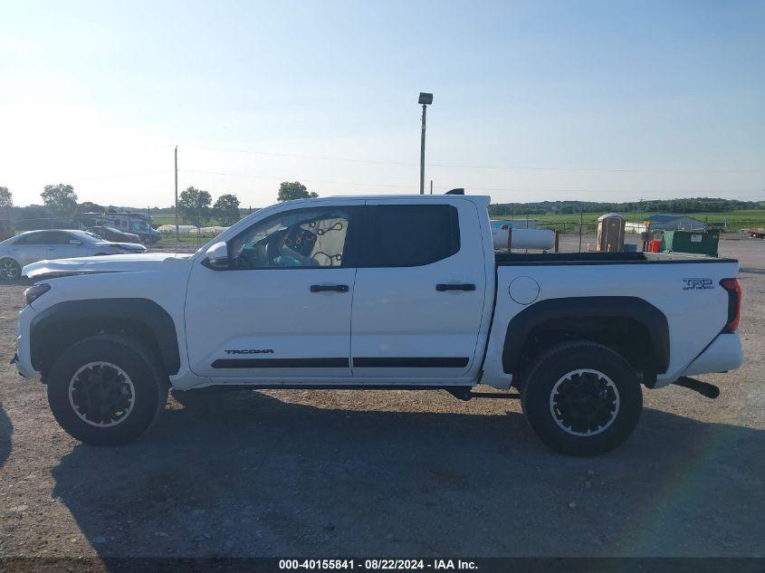 TOYOTA TACOMA TRD OFF ROAD 2024